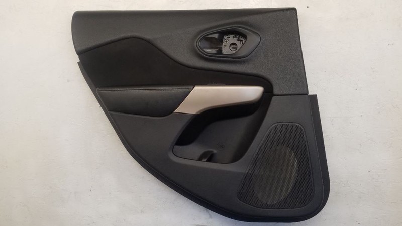 17-18 Jeep Cherokee Rear Left Driver Door Trim Panel Black OEM 6MD211X9AB