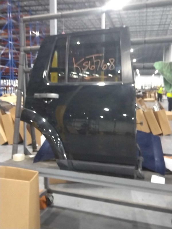 2015 Land Rover LR4 Right Rear Door Black OEM 10330 - 80K Miles, Good Condition