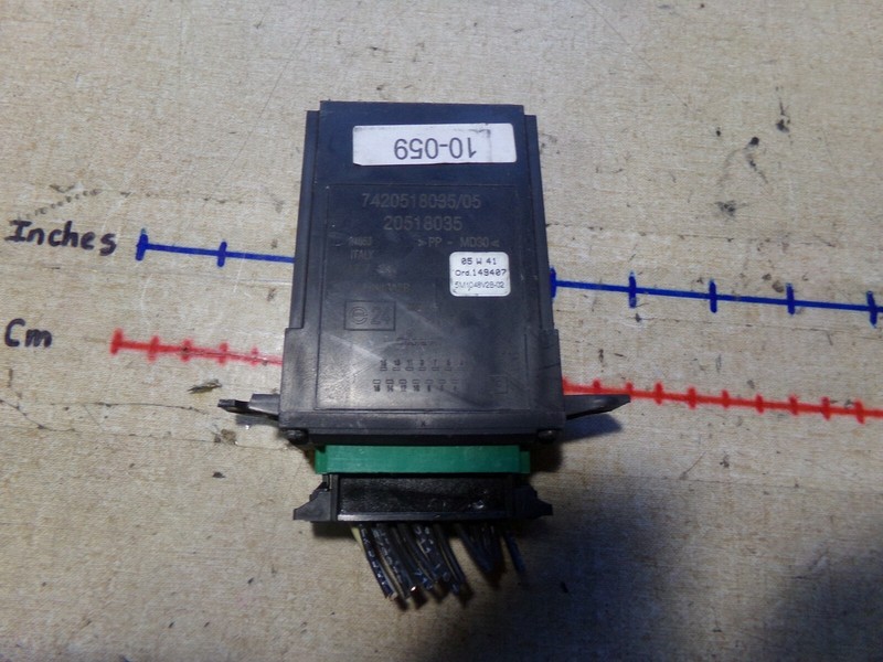 Volvo 20518035 Lock Control Module ECU 7420518035/05 *FREE SHIPPING*