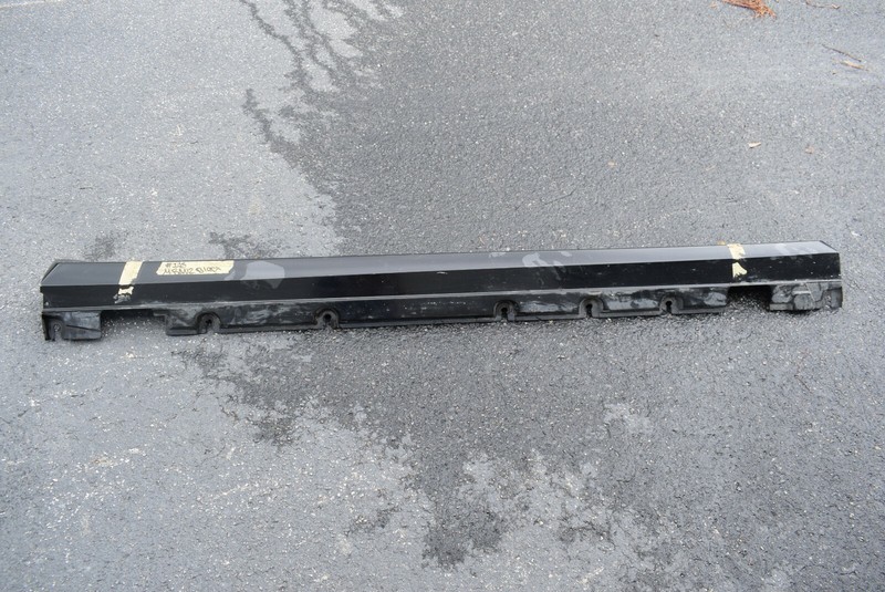 2013-2015 MERCEDES BENZ GLK 250 ROCKER MOLDING FACTORY OEM