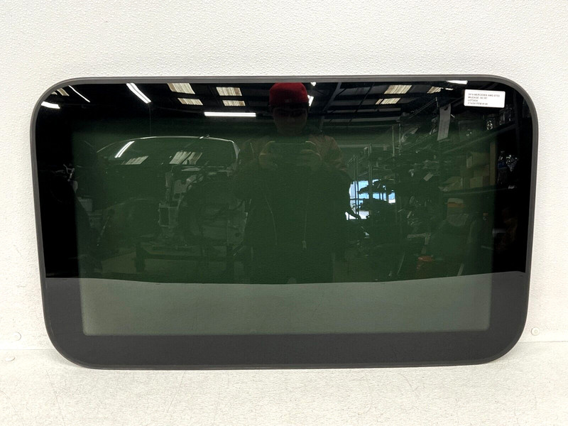 ⭐2019-2023 MERCEDES AMG GT53 X290 SUNROOF MOONROOF GLASS PANEL OEM LOT2434