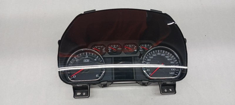 17 CHEVROLET SILVERADO 1500 Speedometer MPH 89k miles OEM