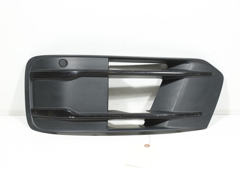 2016-2019 Audi Q7 FRONT LEFT Bumper Fog Light Grille Cover Bezel Insert OEM 82K