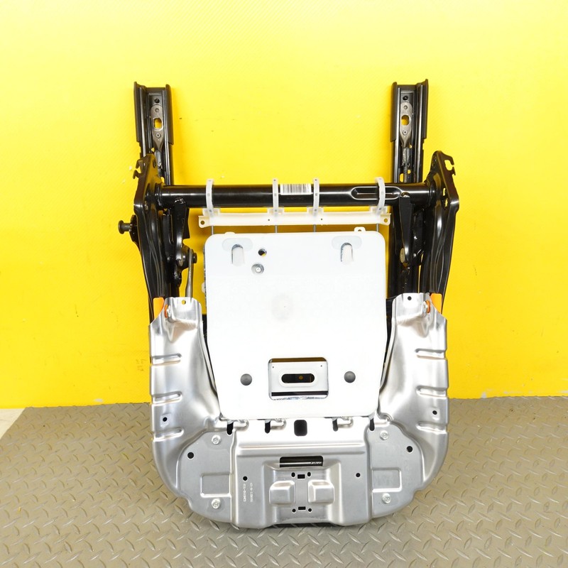 2020-2021 RANGE ROVER EVOQUE FRONT RIGHT LOWER SEAT TRACK FRAME OEM GX73600C98AF