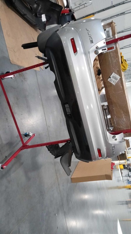 2011-2012 Nissan Juke OEM Used Bumper Assembly - 265605C000, 265655C000