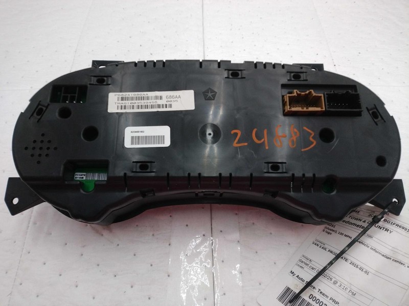 2015 Chrysler Town & Country Speedometer Gauge OEM 68241686AA White 126K