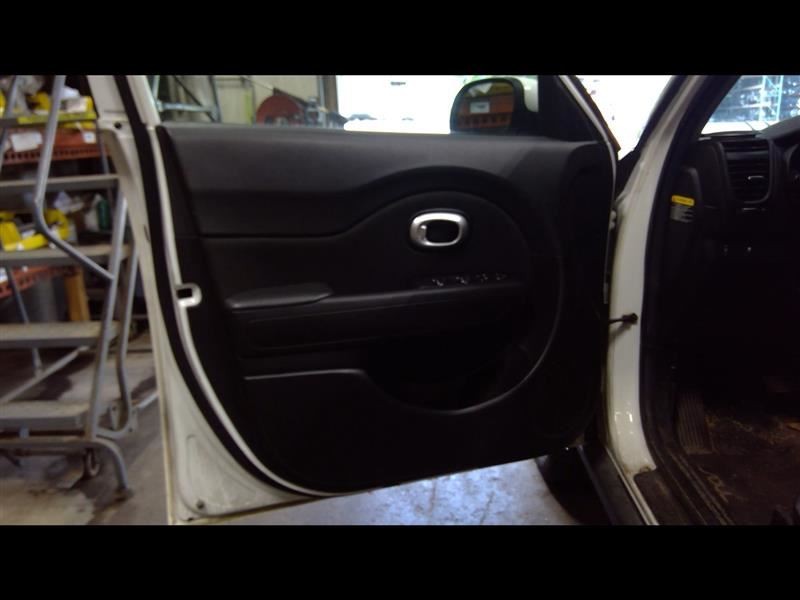 2018 SOUL Driver Left Front Door Trim Panel 1375979