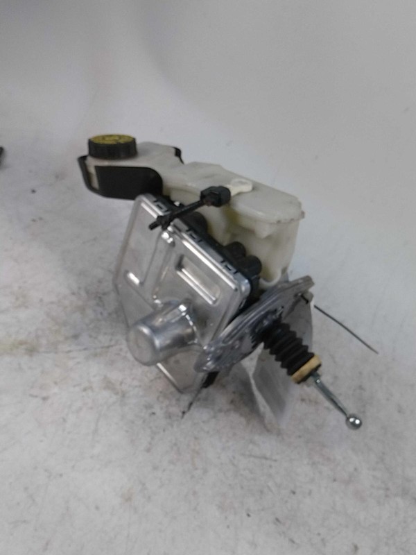 2022 Volvo S60 ABS Hydraulic Assembly OEM 36003786 16K Miles White