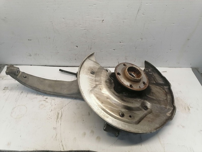 Passenger Front Spindle/Knuckle V90 Cross Country Fits 17-19 VOLVO V90 1464174