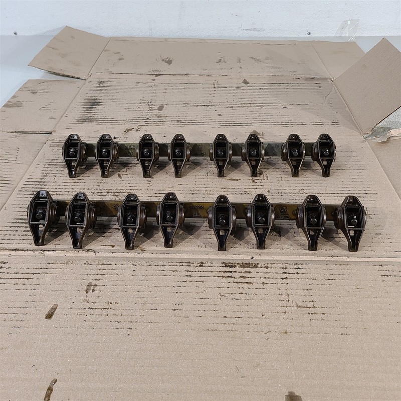 97-04 Corvette C5 Rocker Arms Rockers Mounts Pedestals Oem Ls1 5.7L Aa7486