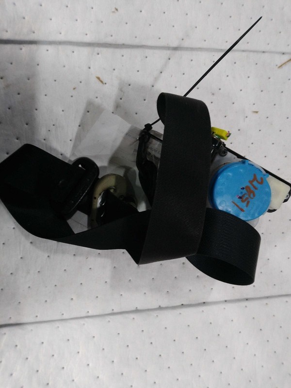 2013-2014 Nissan Murano Maroon OEM Driver Seat Belt Retractor 101K Miles