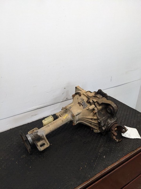 Carrier Front Axle Classic Style Opt GT4 Fits 99-07 SIERRA 1500 PICKUP 1190370