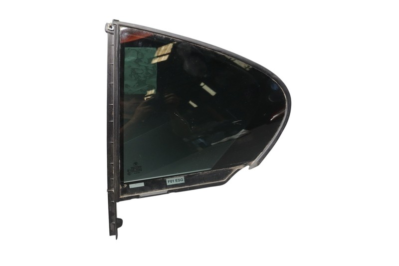 09-15 BMW F01 F02 750i 750Li Rear Left Driver Side Door Quarter Window Glass OEM