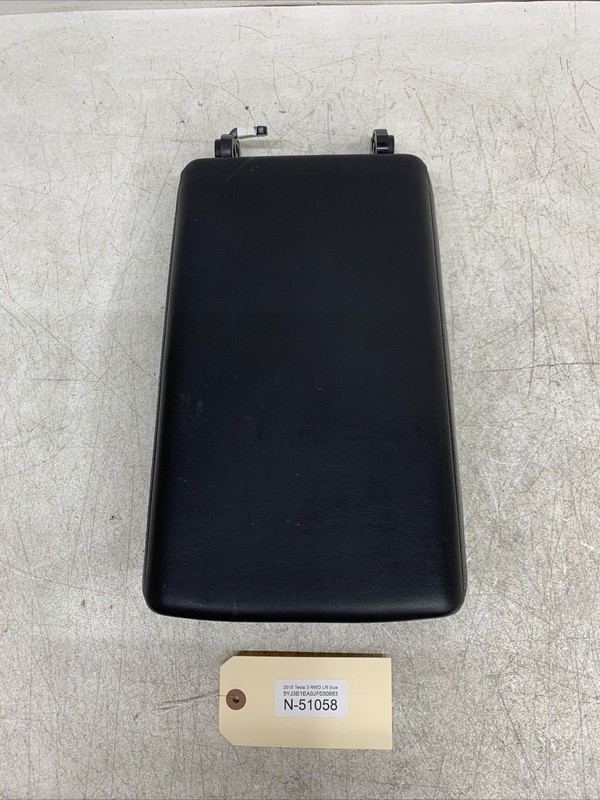 2017-2023 TESLA MODEL 3 CENTER CONSOLE ARMREST LID COVER BLACK OEM 51058 M5