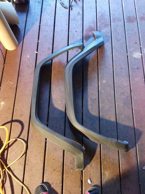 1984-1996 Jeep Cherokee XJMJ FactoryPassenger Driver Side Fender molding