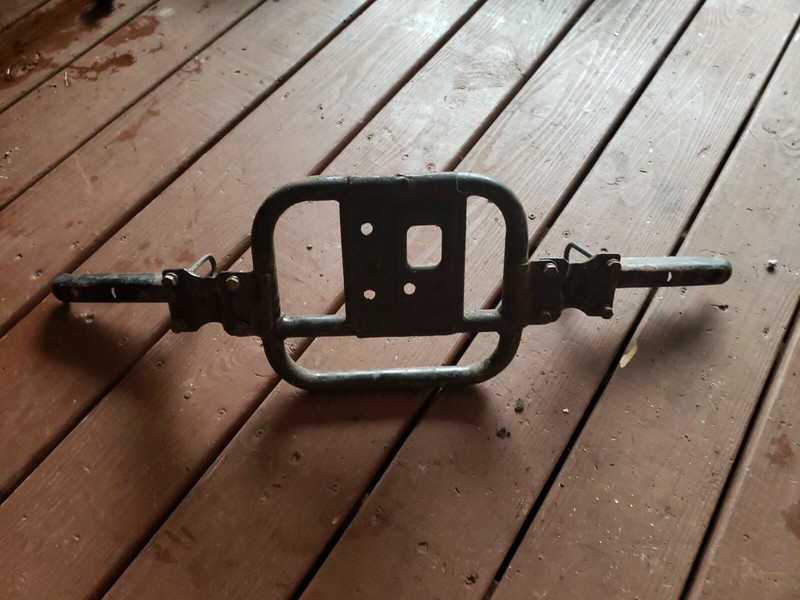 1988 Kawasaki Bayou 300 KLF300B ENGINE GUARD and pegs55020-1796