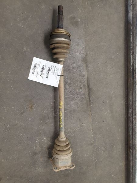01-05 TOYOTA RAV4 AT 4WD PASSENGER SIDE REAR AXLE SHAFT ASSEMBLY
