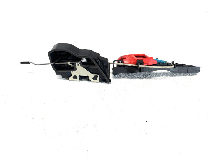16-18 BMW F30 340i DOOR HANDLE LOCK ACTUATOR FRONT RIGHT OEM #A0.13