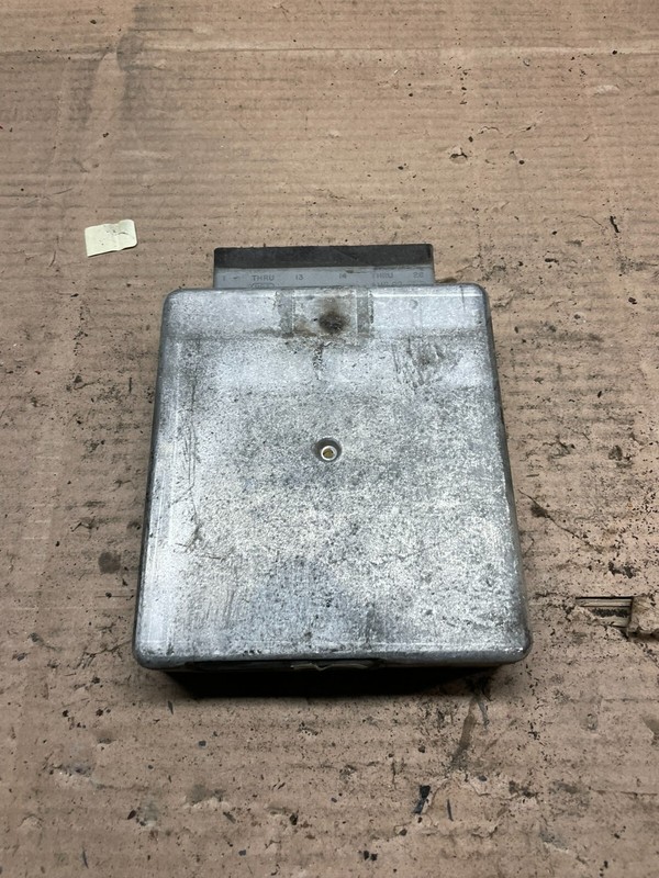 1997 Ford Van E250 4.2L Engine Control Module f7uf-12a650-ld G8019 PS