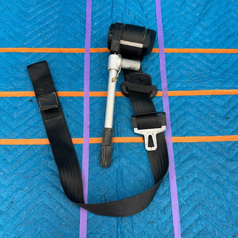 1987–1991 Volvo 780 Bertone Front Right Passenger Seat Belt OEM TRW Repa