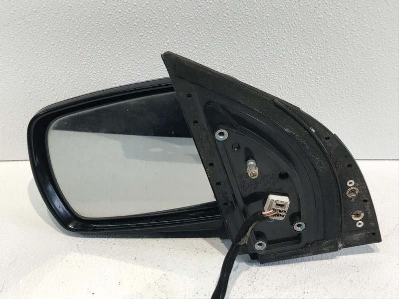 07-10 Hyundai Entourage Left LH Driver Power Door Mirror OEM