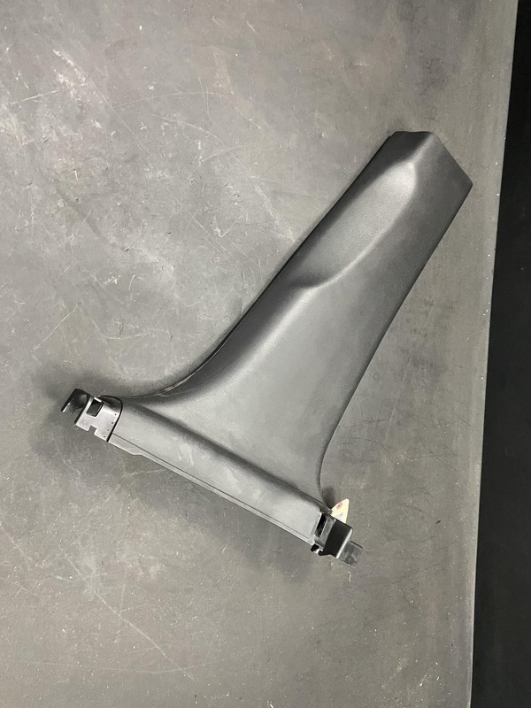 Center Right B Pillar Lower Trim Panel 2019 Honda Pilot LX 84121-TG7 2016-2021