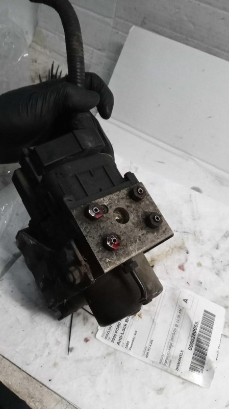 Used ABS Pump and Motor Assembly fits: 2006 Ford F150 PICKUP Assembly 4x2 Grade