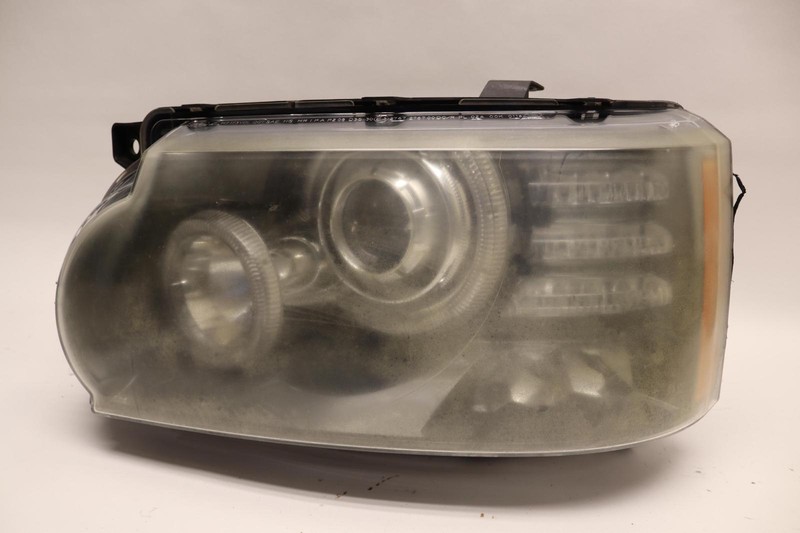 2010-2011 RANGE ROVER L320 RIGHT PASSENGER SIDE HEADLIGHT XENON HID LAMP OEM