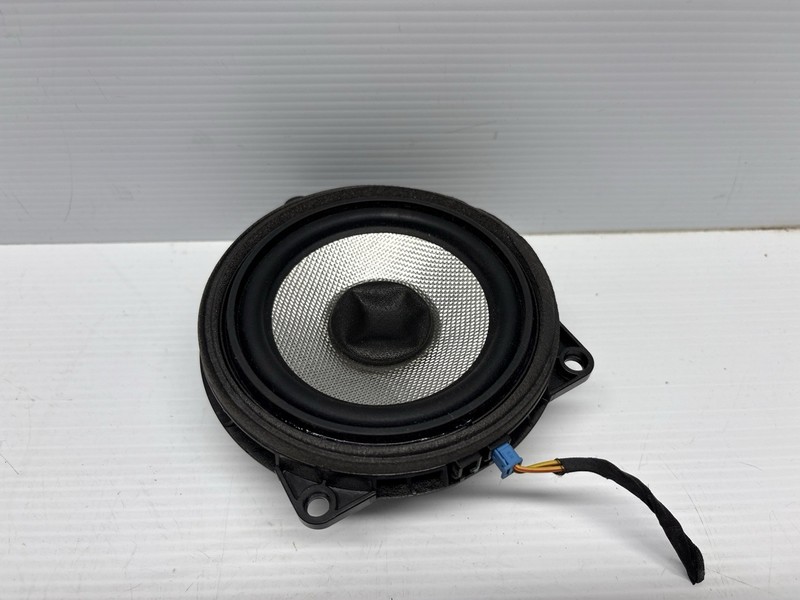 2023-2025 BMW G70 i7 740i 760 Rear Door Speaker 65135a0f467 Oem