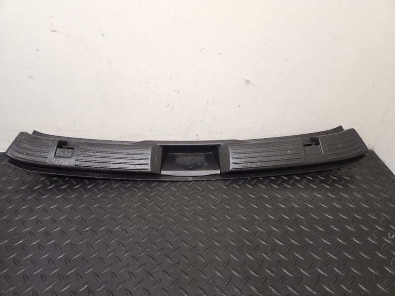 09-14 Ford EDGE Rear Body Trunk Liftgate Scuff Plate OEM BT4Z-7813209-BA
