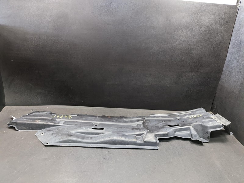 Right Floor Under Cover Splash Shield 2018 Jeep Cherokee 68264961AB 2015-2017