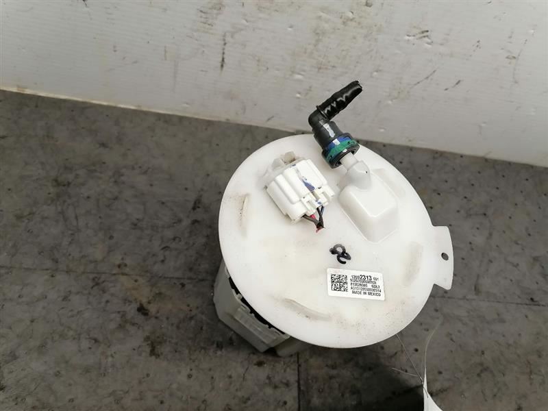 Fuel Pump Assembly 6.2L VIN J 8th Digit Opt L99 Fits 10-15 CAMARO 1404432