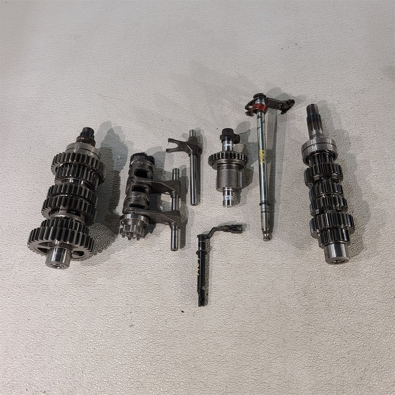 2023 Kawasaki ZR900F Transmission 7484-P