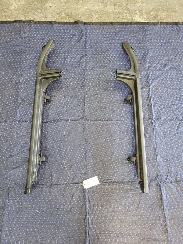 Used Oem Jeep Left & Right Rear Door Glass Window Frame for 2018-2024 Wrangler