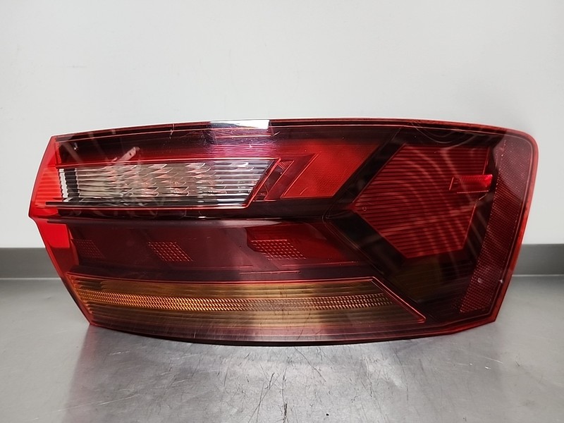 2019-2021 JETTA EXCEPT GLI RIGHT PASSENGER SIDE QUARTER TAILLIGHT LAMP OEM RH