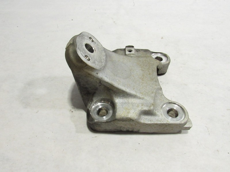 15-19 Ferrari 488 Spider 2017 3.9L Left Driver Engine Mount Bracket Strut ;@2