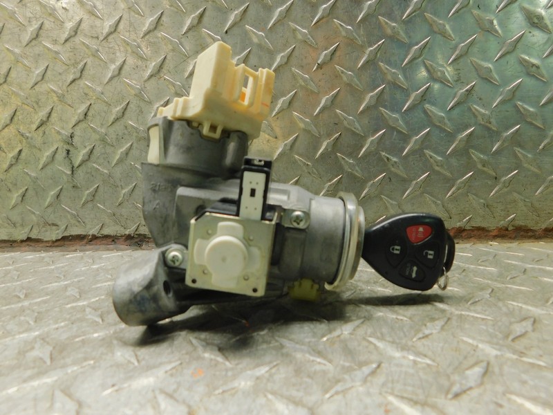 07 08 09 10 11 TOYOTA CAMRY IGNITION SWITCH WITH KEY VIN E ( 5TH , DIGIT)