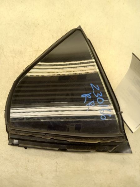 18-19 TOYOTA CAMRY XSE PASSENGER SIDE REAR DOOR VENT GLASS