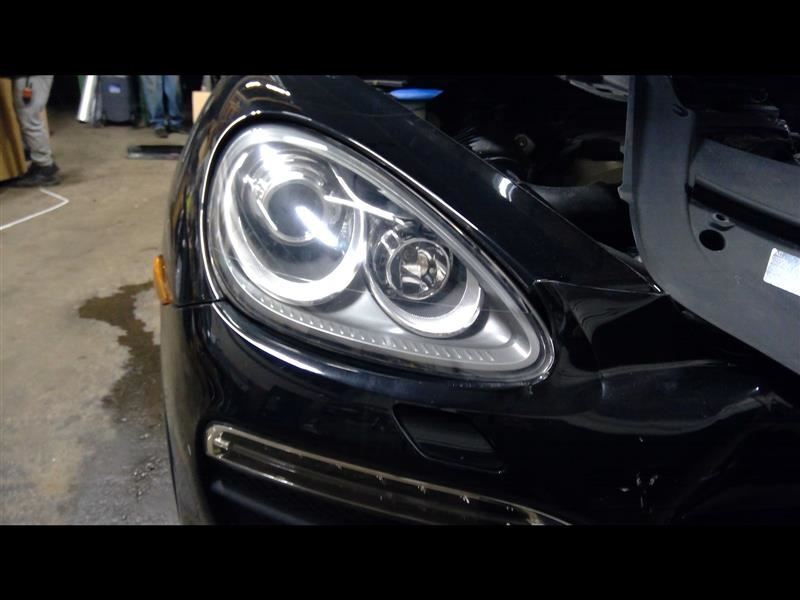 Passenger Headlight Xenon HID Headlamps Fits 11-14 PORSCHE CAYENNE 1254164