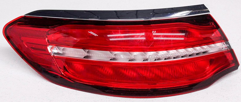 OEM Mercedes-Benz GLE-Class Left Driver Side Tail Lamp Chips in Lens