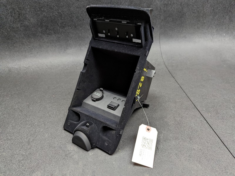 Center Console Storage Tray Box 2017 Infiniti QX50 96910-5UC2B 2015 2016