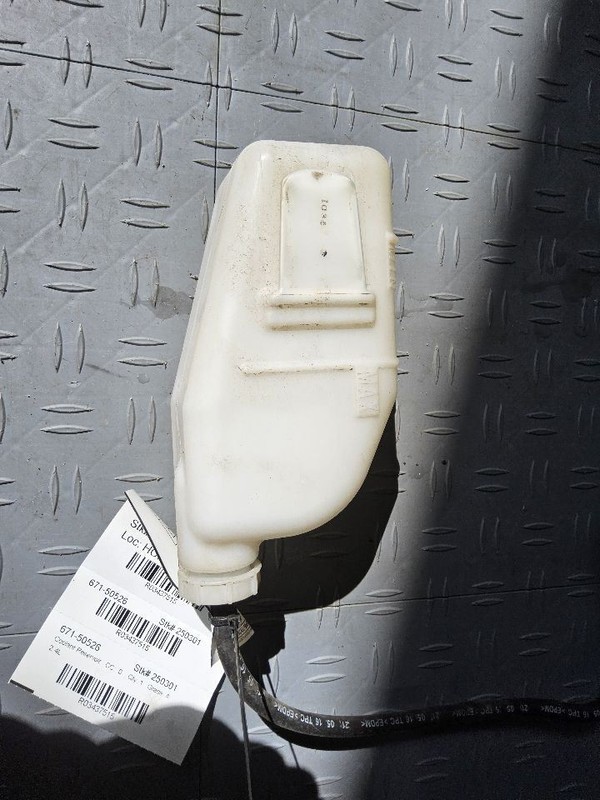 Coolant Reservoir Fits 12-16 CR-V 3437515