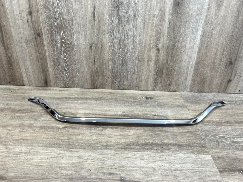 2015-16 HONDA CR-V RADIATOR LOWER GRILLE CHROME MOLDING OEM PART# 71125-T1W-A010