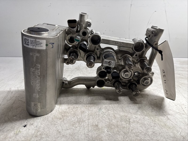 2021-2023 Tesla Model 3 Supermanifold 1547595-A2-F 1130 S15