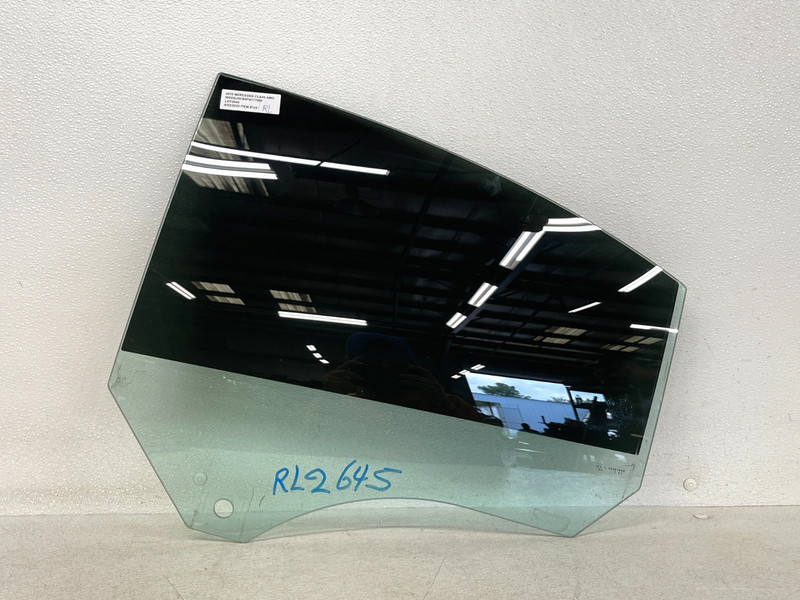⭐14-19 MERCEDES CLA45 AMG REAR LEFT DRIVERS DOOR WINDOW GLASS TINT OEM LOT2645
