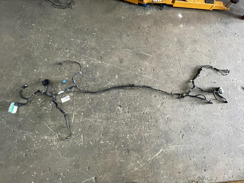 Forward Lamp Wiring Harness 2020 GMC Acadia 84727399 2017 2018- 2023 For Parts X