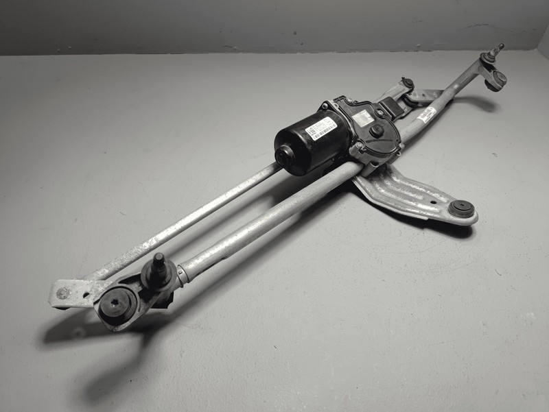 2018-2025 VOLKSWAGEN ATLAS WINDSHIELD WIPER TRANSMISSION LINKAGE W/ MOTOR OEM