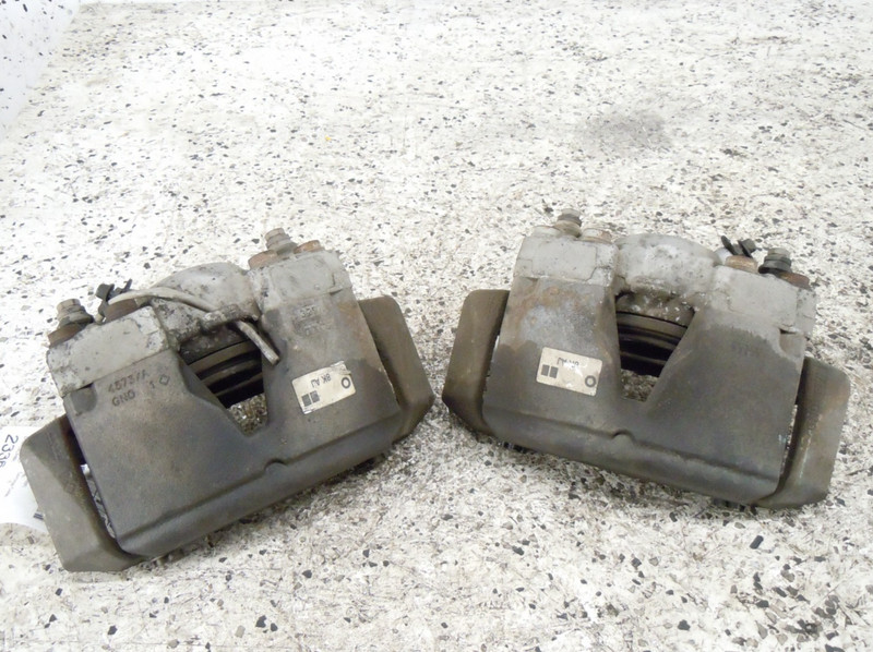 2012-2016 Audi A4 Front Brake Caliper Pair Left Right OEM From 6/21/11