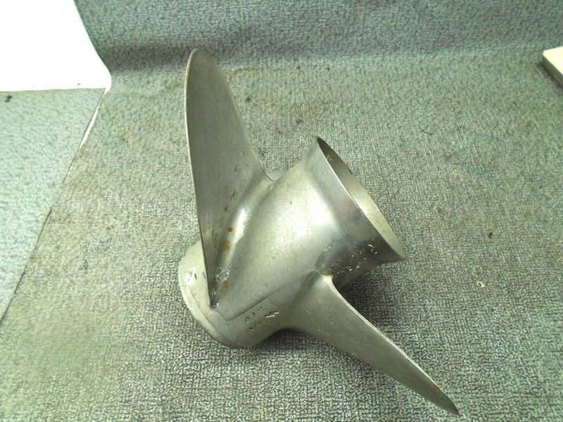 MICHIGAN WHEEL Stainless Steel Propeller 013043 15 DIA 17P PROP Left Hand Rot