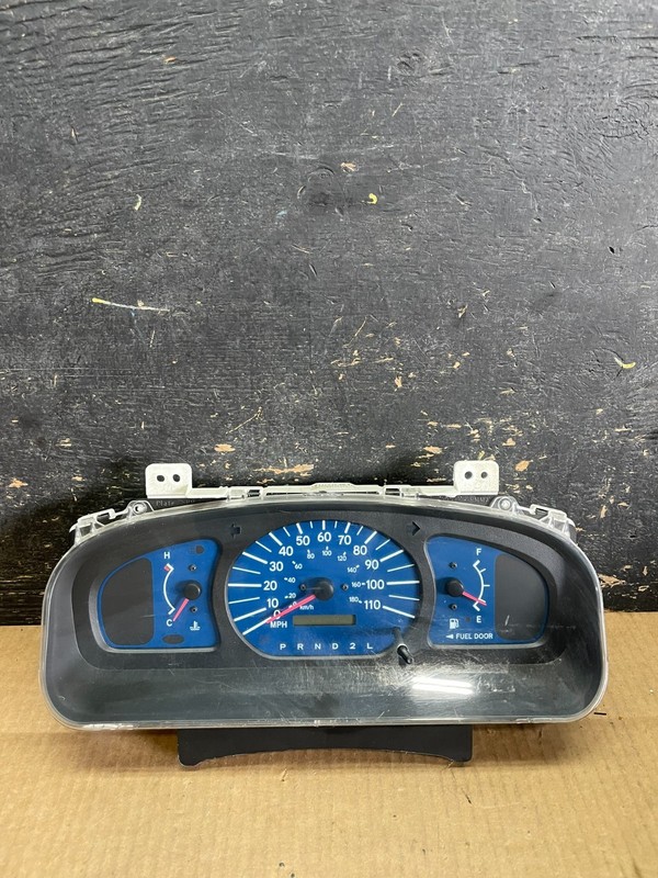 2001 2002 2003 Toyota Sienna Speedometer Cluster Gauge ab2878 DG